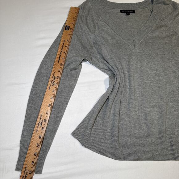 Banana Republic Womens Medium Sweater Gray Long Sleeve Modal Blend V Neck EUC - Picture 6 of 12